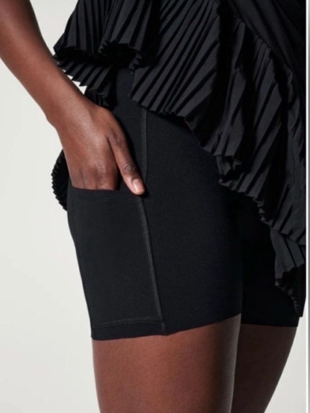 SPANX Yes Pleats Black Sleeveless Pleated-Hem Athletic Dress - Picture 4 of 4